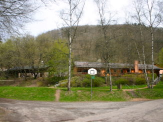 Goedkope groepsaccommodatie Eifel 110 personen